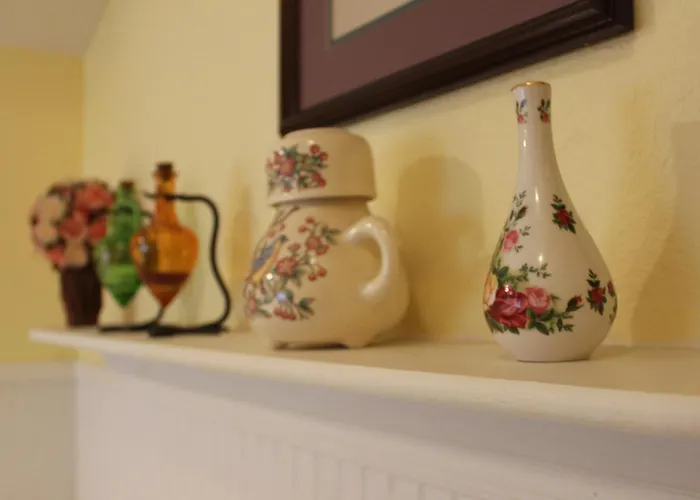 Granbury Gardens Bed And Breakfast