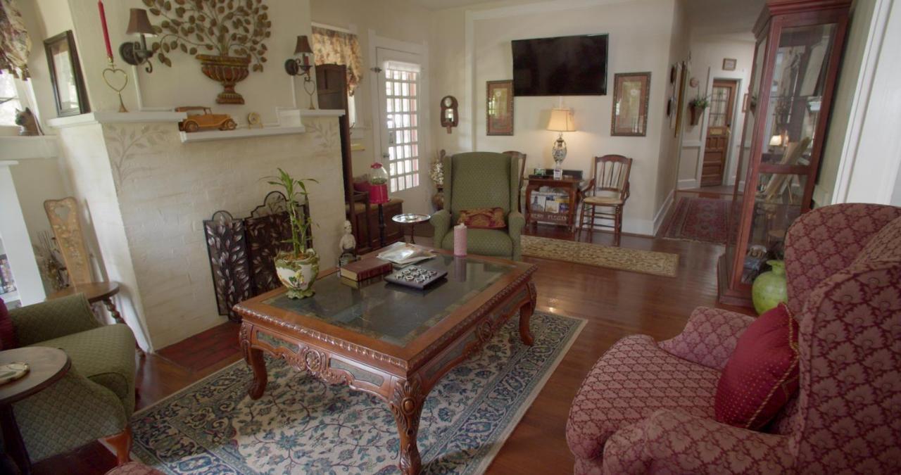 Gardens Bed and breakfast Granbury
